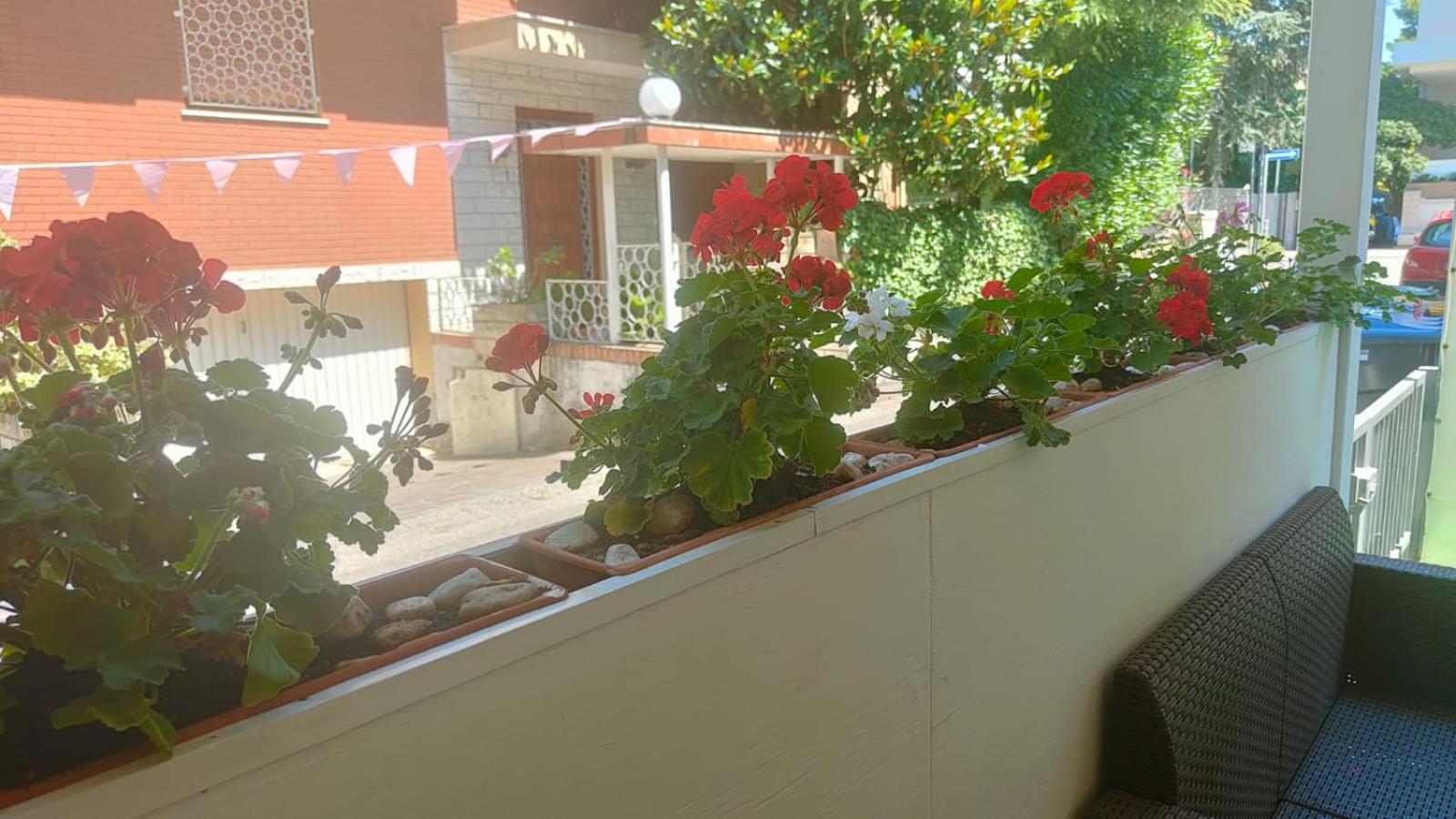 Hotel Eriale Римини Екстериор снимка